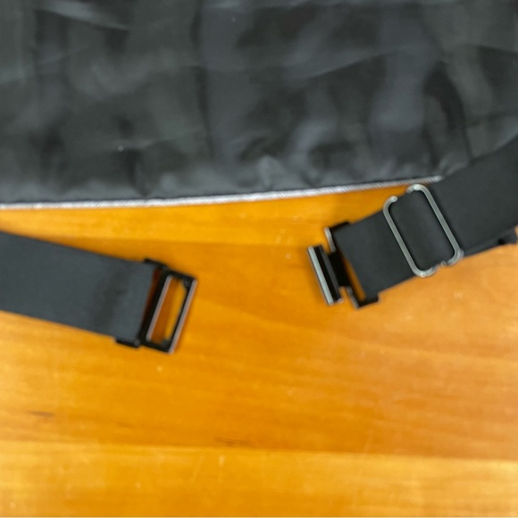 Calvin Klein silver & black cummerbund OS - Picture 4 of 10